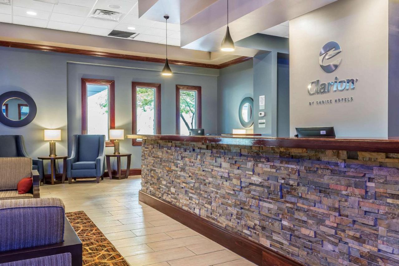 | Clarion Inn Belle Vernon