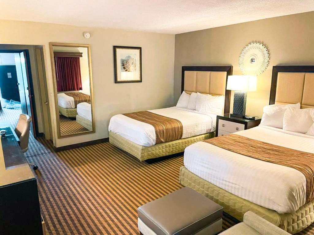  | Eleven Boutique Hotel LLC
