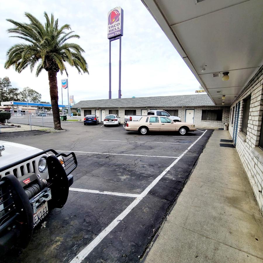 | Economy inn