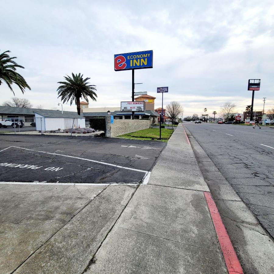 | Economy inn