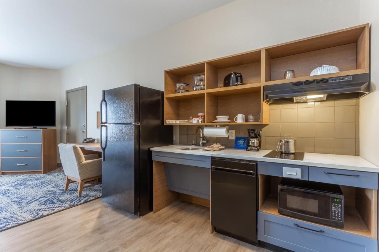Studio Twin Suite with Accessible Tub - Non-Smoking at Candlewood Suites O Fallon by IHG