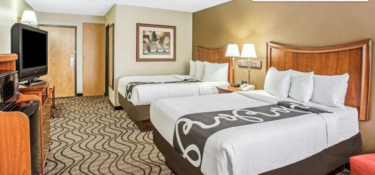 2 Full Beds, Mobility/Hearing Impaired Accessible Room, Non-Smoking at La Quinta Inn & Suites by Wyndham Minneapolis-Minnetonka