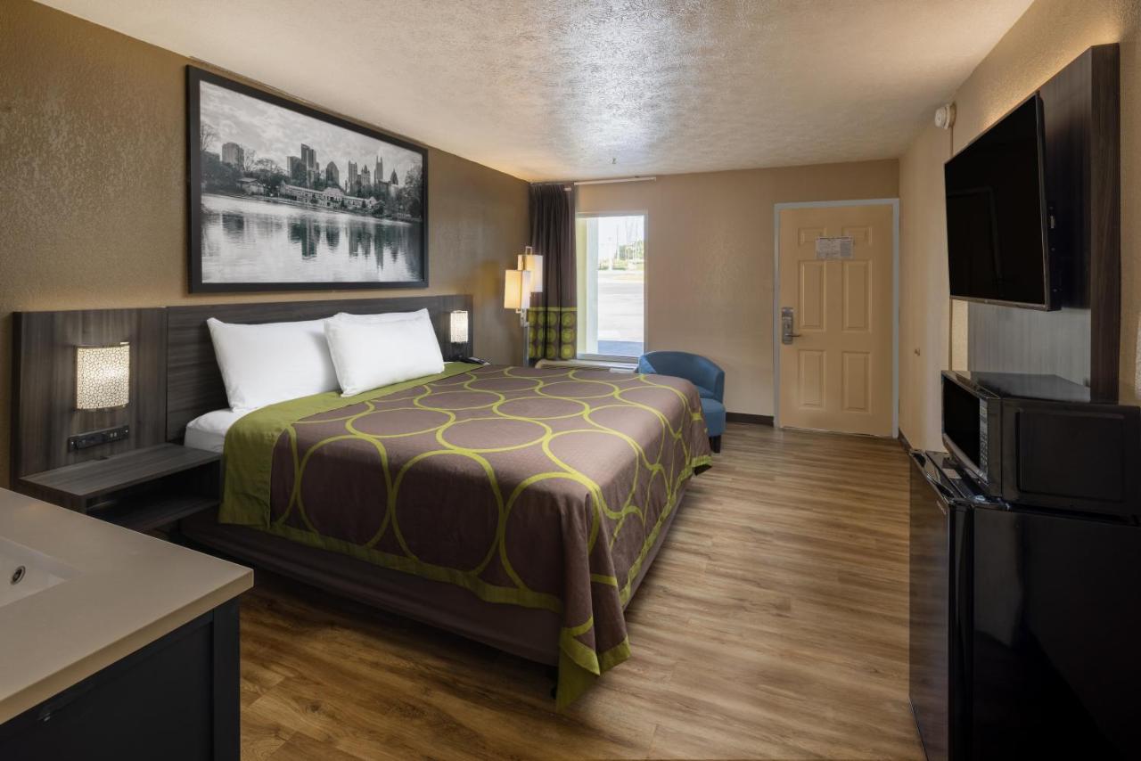 1 King Bed, Mobility Accessible Room, Roll-In Shower, Non-Smoking at Super 8 by Wyndham McDonough GA
