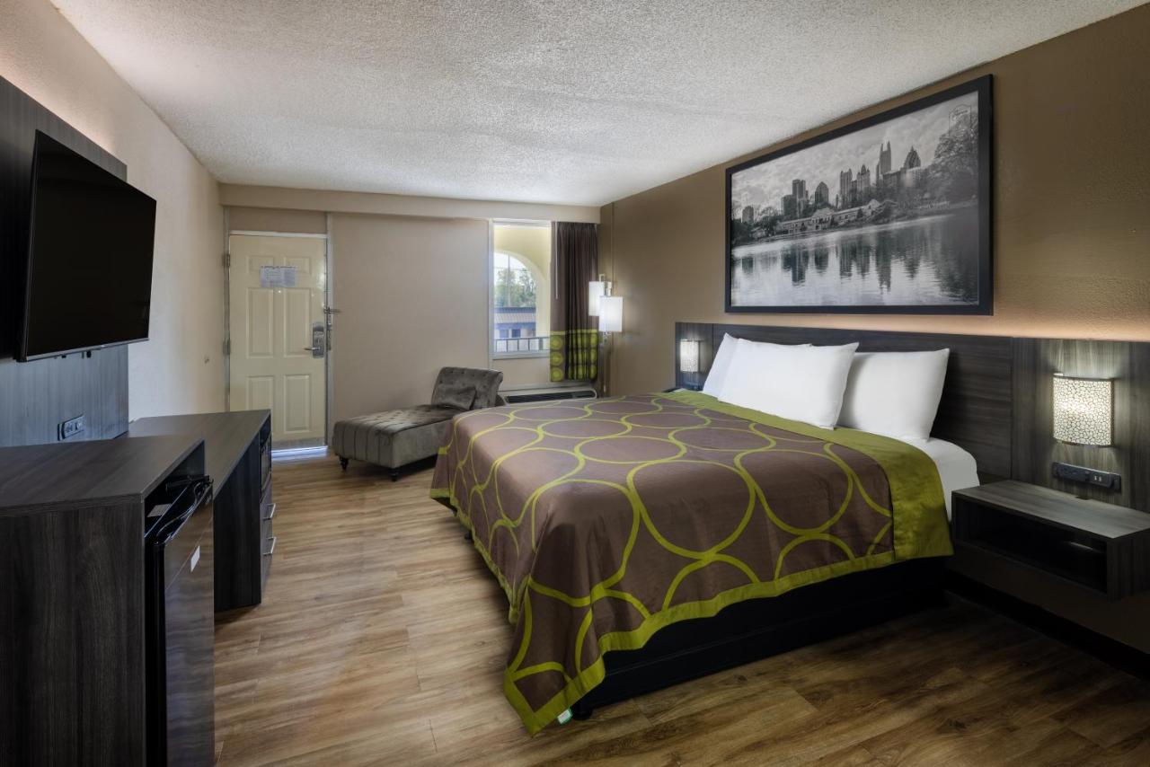 King Room - Pet Friendly/Non-Smoking at Super 8 by Wyndham McDonough GA