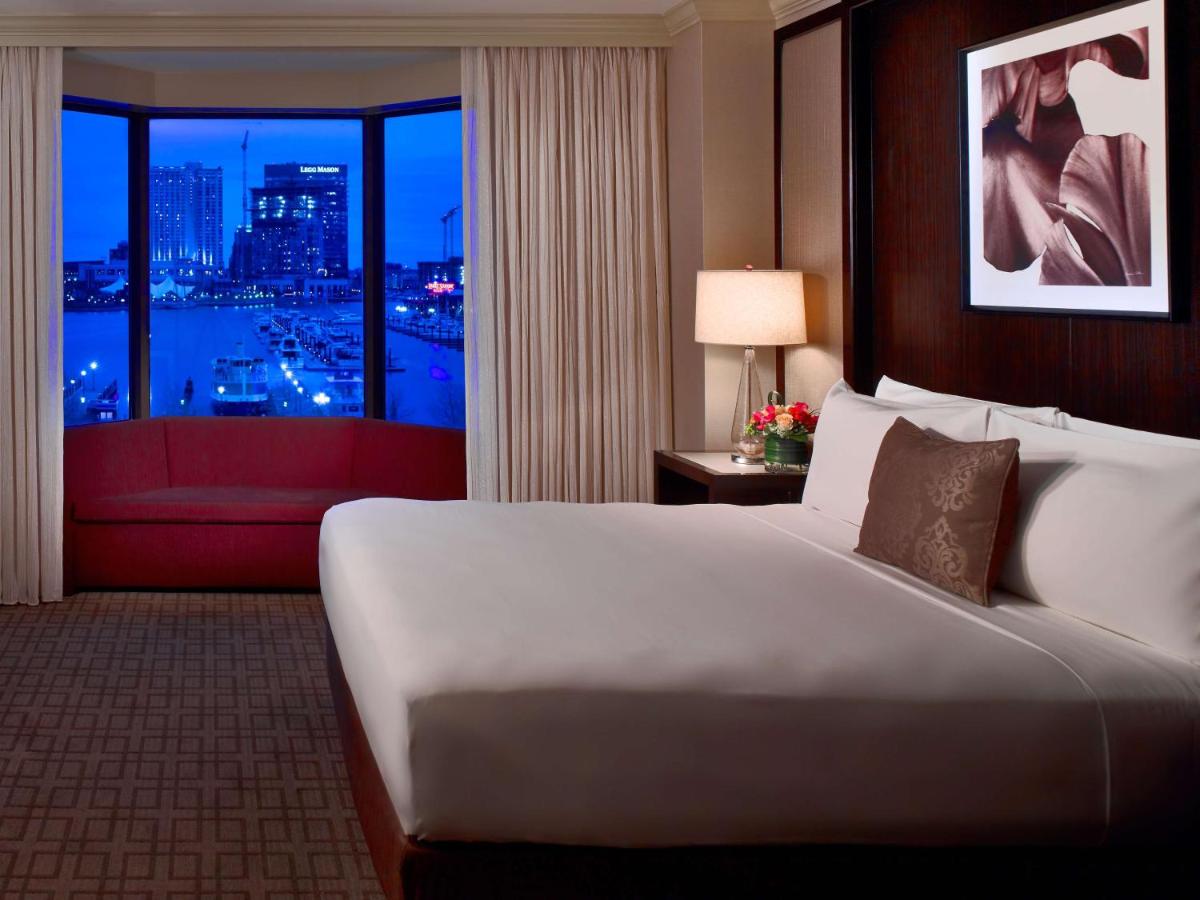Mobility/Hearing Accessible One Bedroom Ambassador Suite, Roll-in Shower at The Royal Sonesta Harbor Court Baltimore