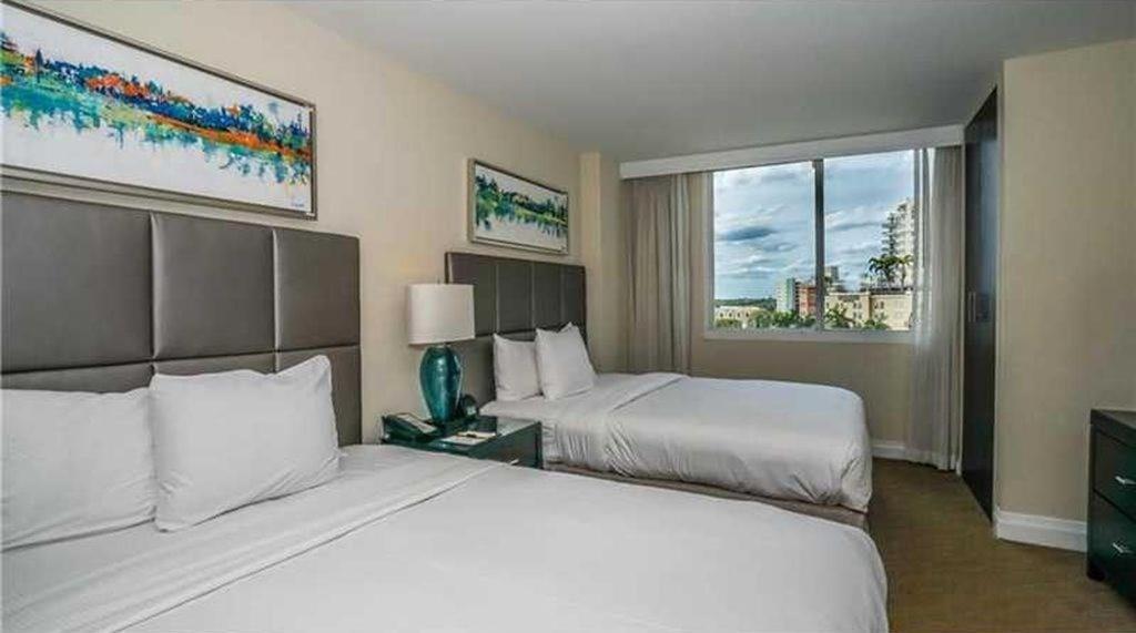  | HILTON DOUBLETREE-lUXURY SUITE 2 QUEEN BEDS UP TO 6 GUESTS