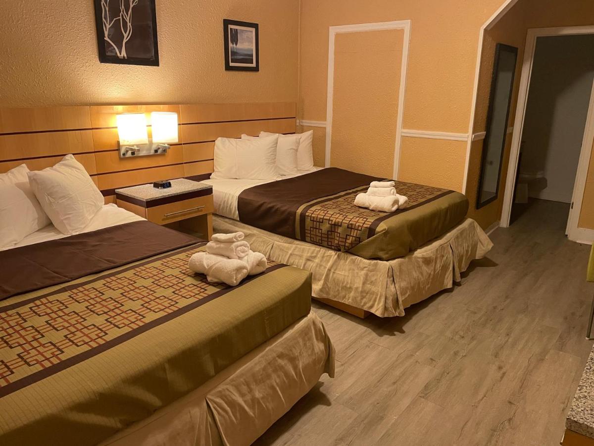 | Sunburst Hotel
