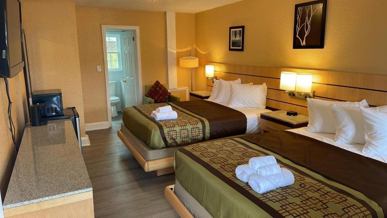 | Sunburst Hotel