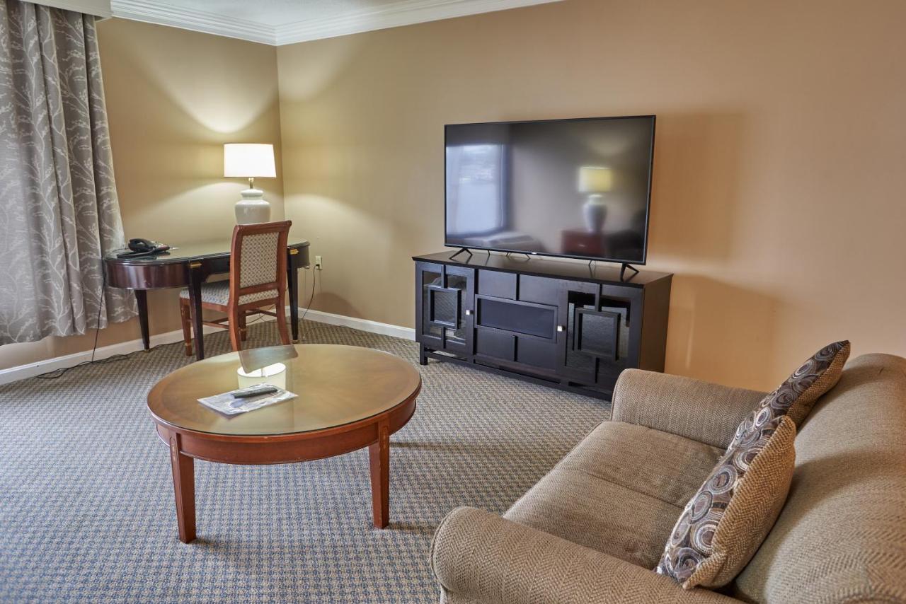  | Seaport Resort and Marina