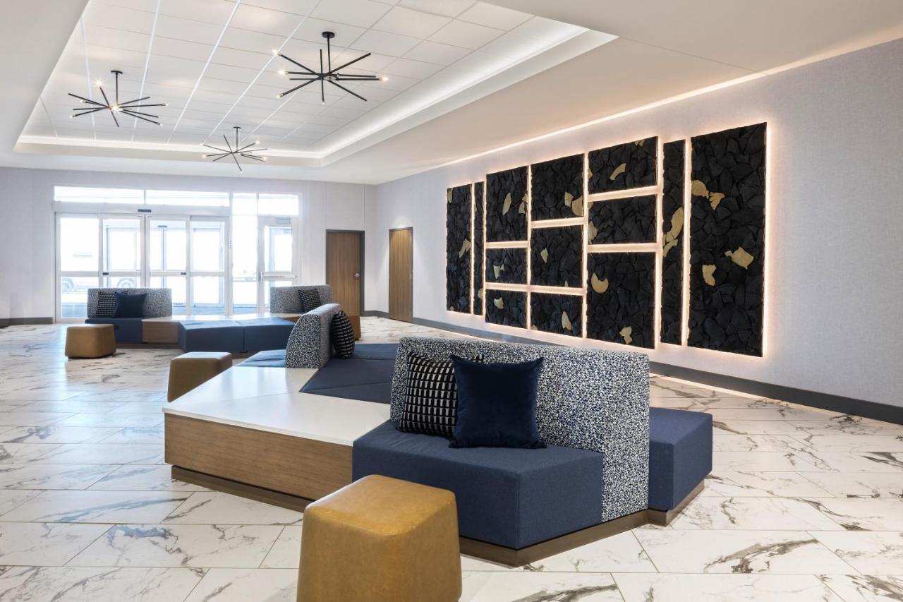 Crowne Plaza Kearney, an IHG Hotel