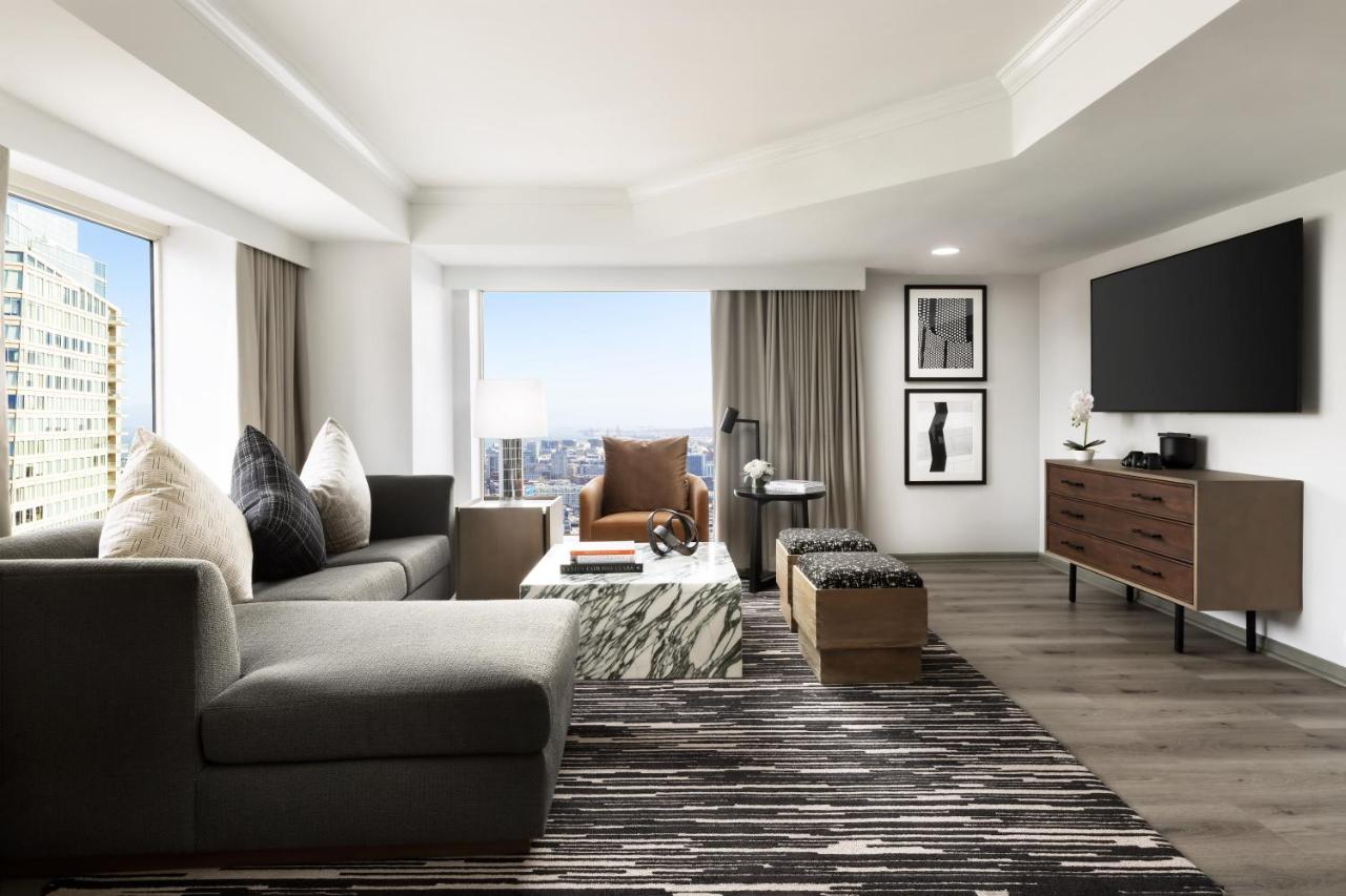 King Bedroom Suite at Hyatt Regency San Francisco Downtown SOMA