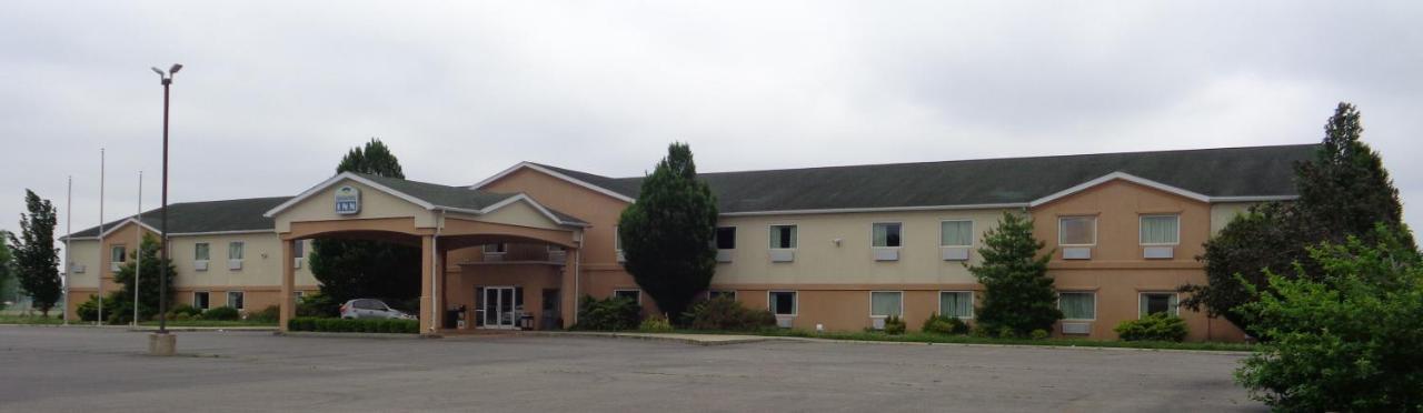 | Fairgrounds Inn