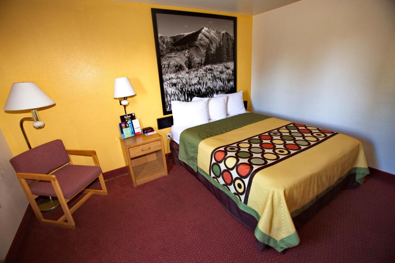 King Room - Mobility Accessible/Non-Smoking at Super 8 by Wyndham Elko