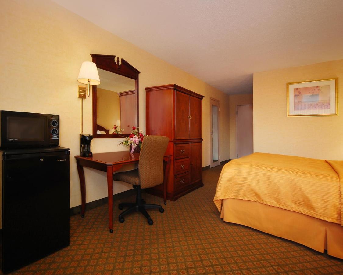 | Quality Inn Shenandoah Valley