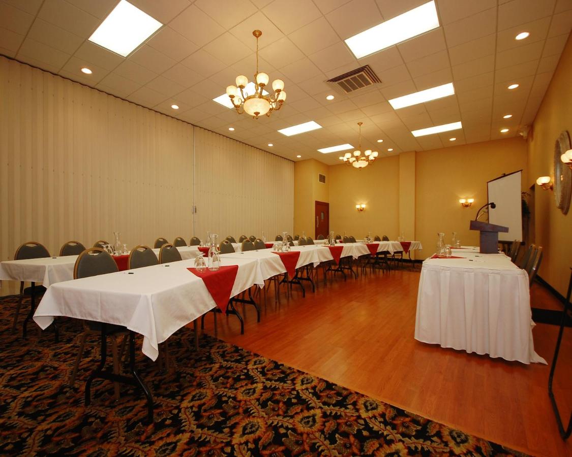 | Quality Inn Shenandoah Valley