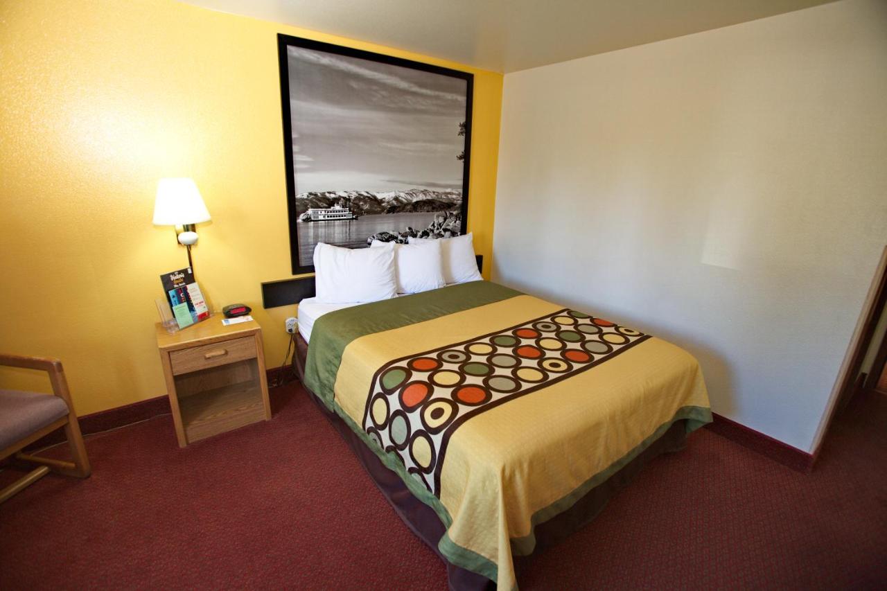 King Room - Mobility Accessible/Non-Smoking at Super 8 by Wyndham Elko