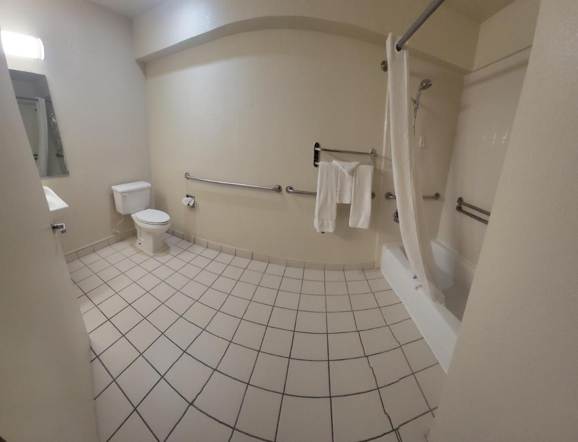 | Mission Inn and Suites