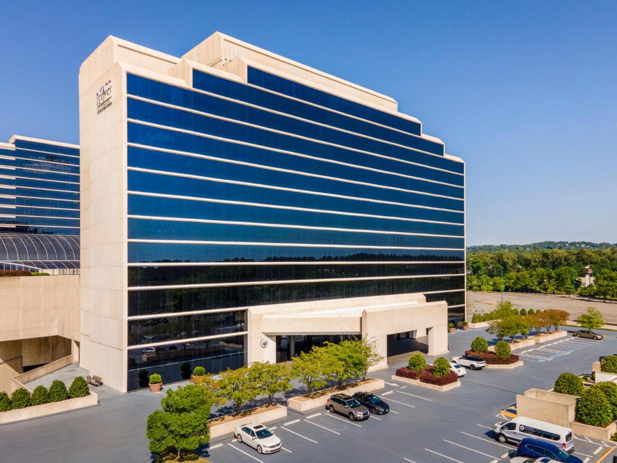 | Hyatt Regency Birmingham - The Wynfrey Hotel
