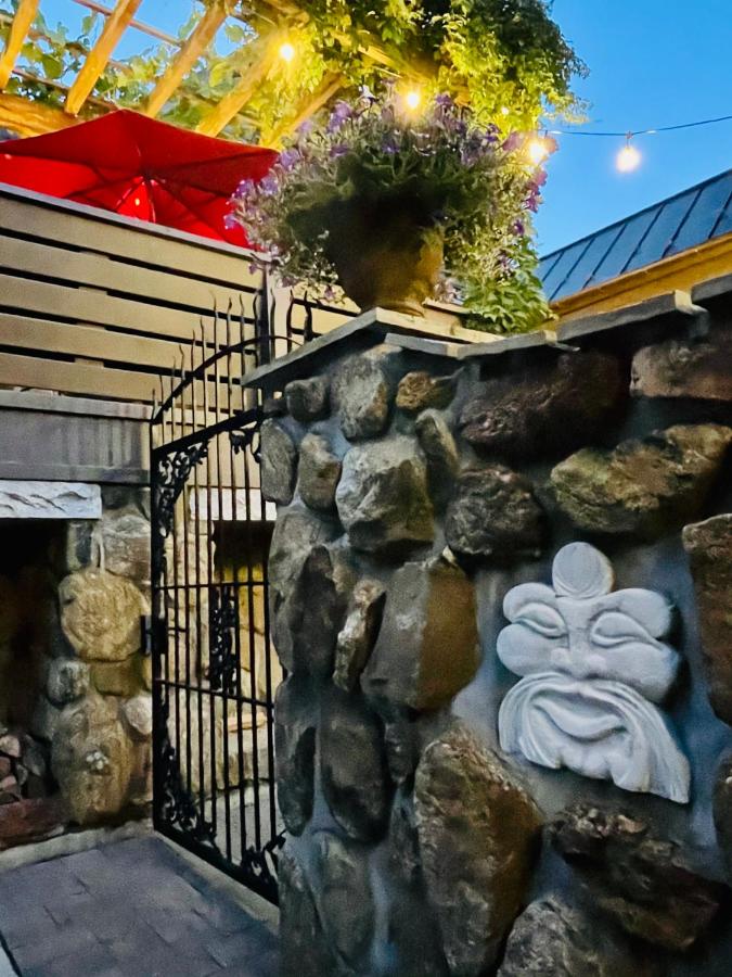  | Shadow Mountain Escape Cabin Rentals