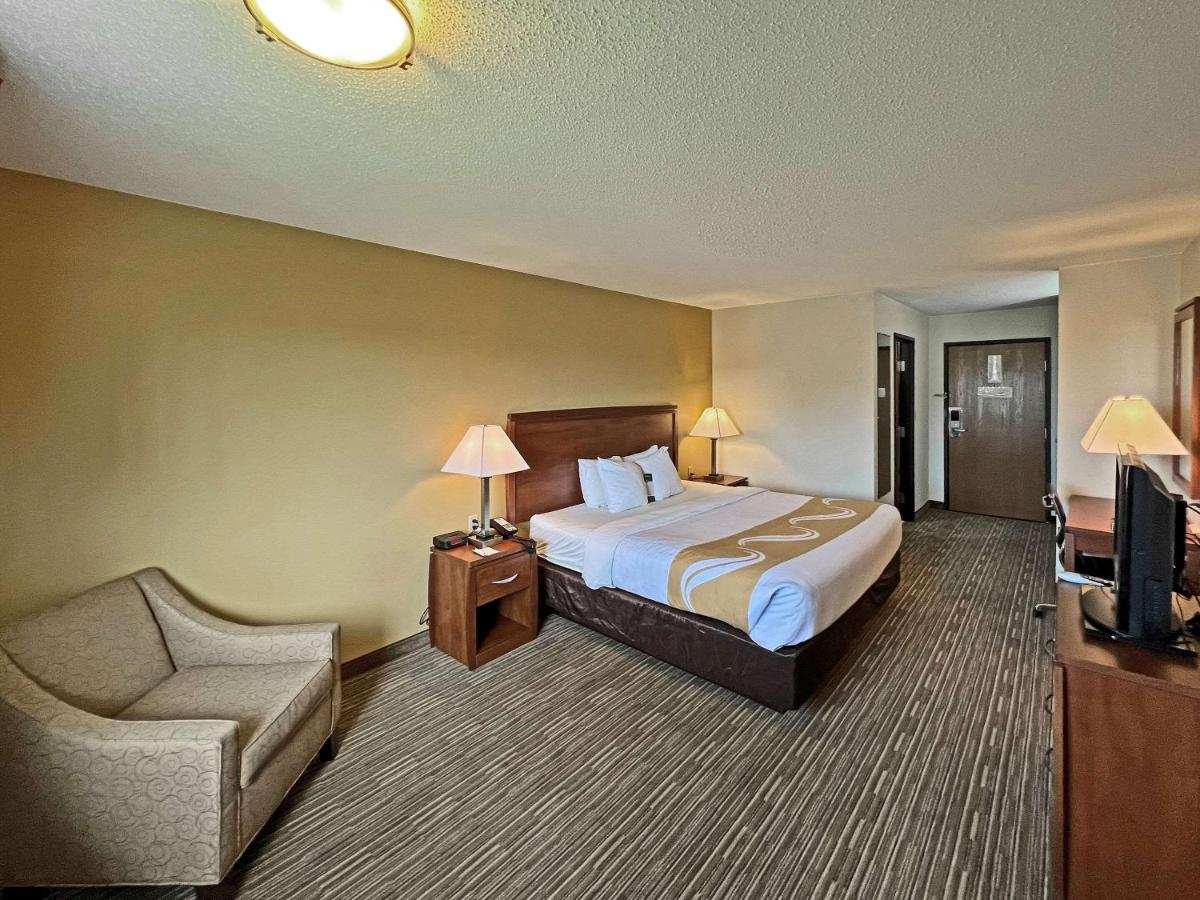 King Room - Non-Smoking at Quality Inn Mitchell I-90