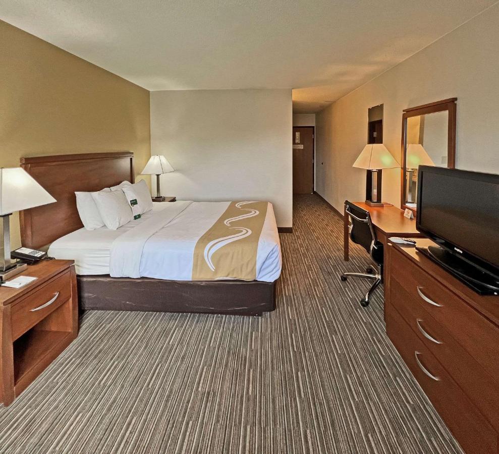 King Room - Non-Smoking at Quality Inn Mitchell I-90