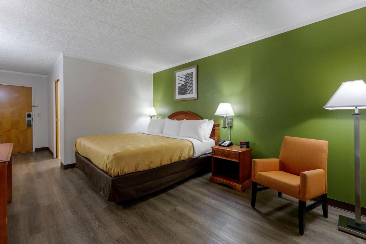| Quality Inn - Roxboro South