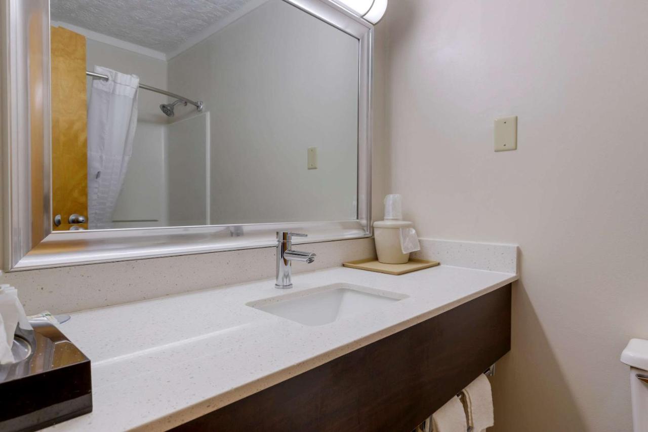 | Quality Inn - Roxboro South
