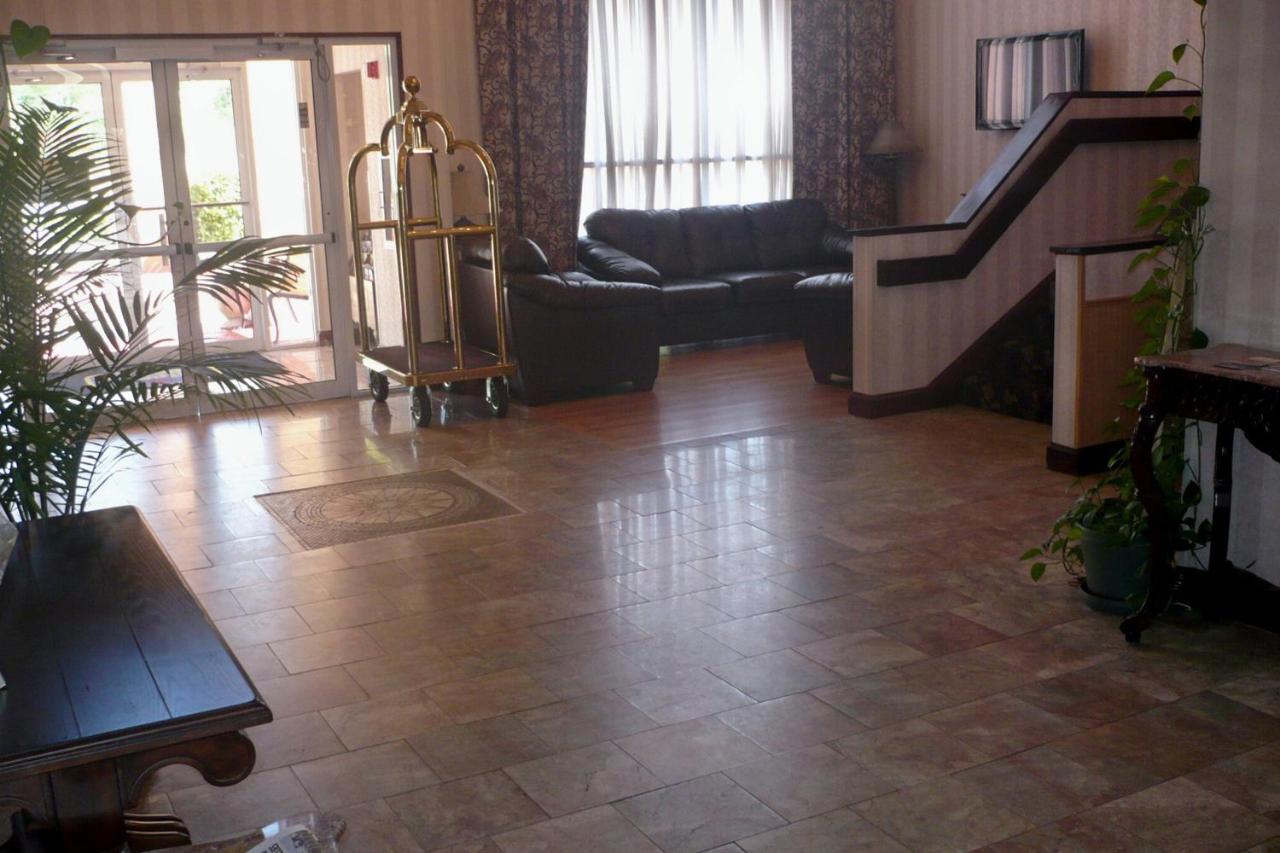 | Motel 6 Dawsonville GA North GA Premium Outlets