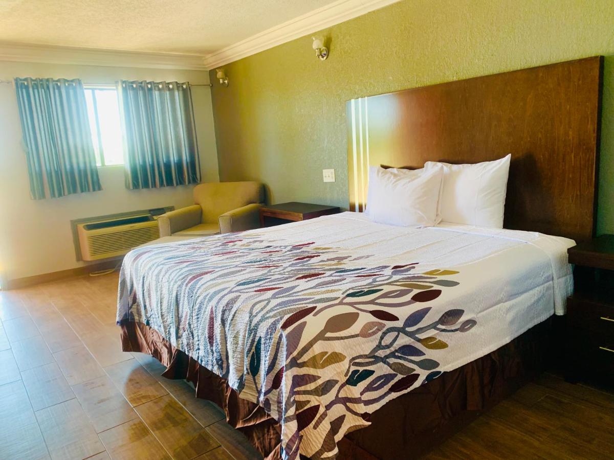 | Budget inn and suites