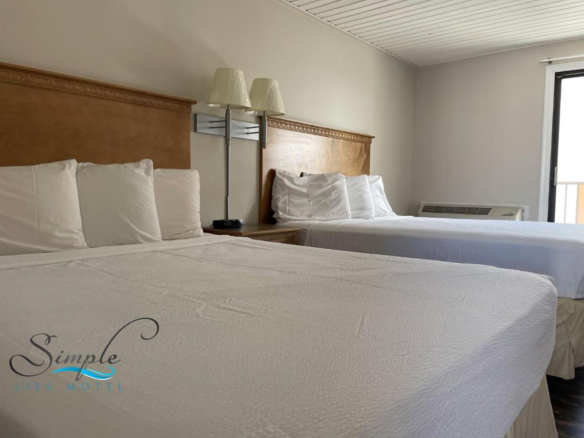| Simple Life Motel