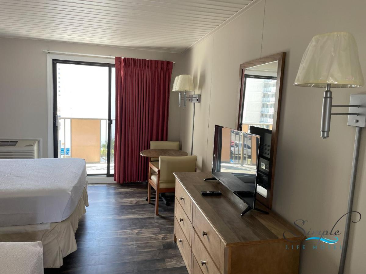 | Simple Life Motel