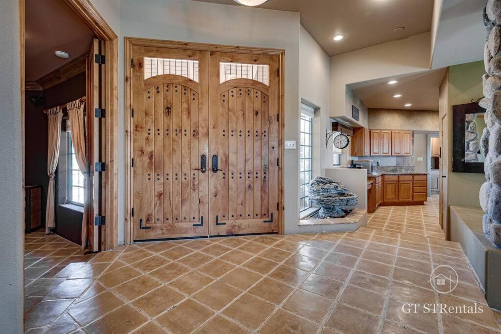  | VISTA DEL HAVASU- Home with Beautiful Views & Backyard Oasis