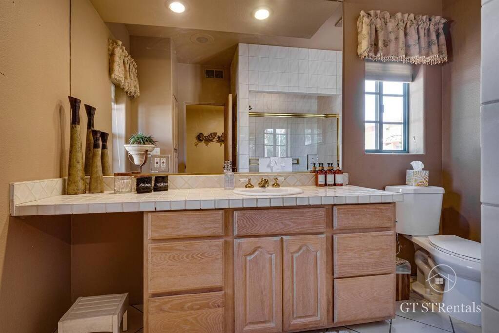  | VISTA DEL HAVASU- Home with Beautiful Views & Backyard Oasis