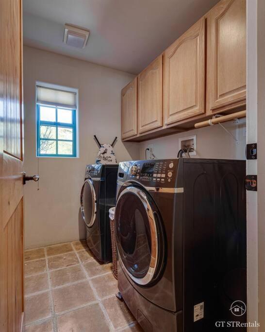  | VISTA DEL HAVASU- Home with Beautiful Views & Backyard Oasis
