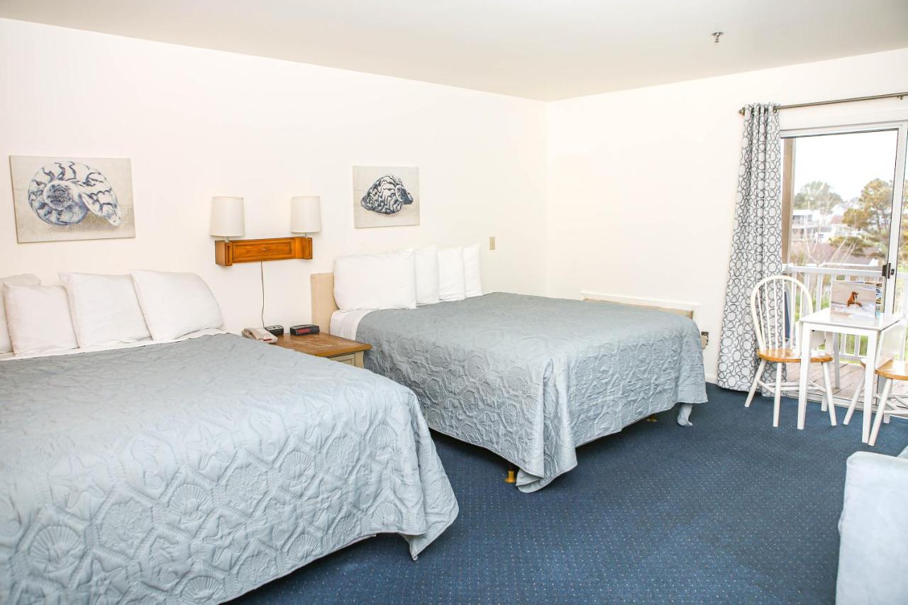 Queen Room with Sea View at Waterside Inn