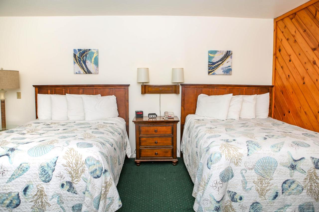 2 Bed Non-smoking Water View at Waterside Inn