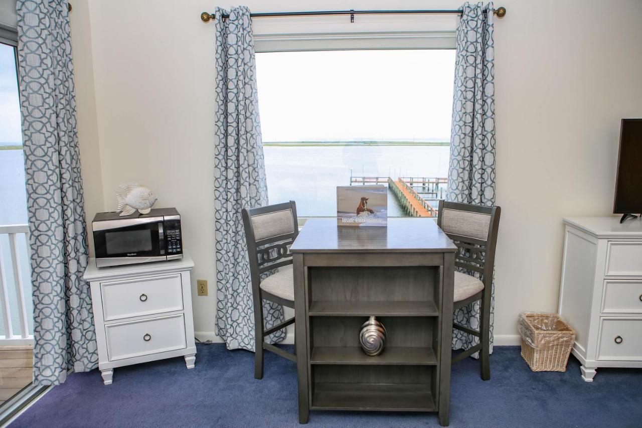 Deluxe King Suite at Waterside Inn