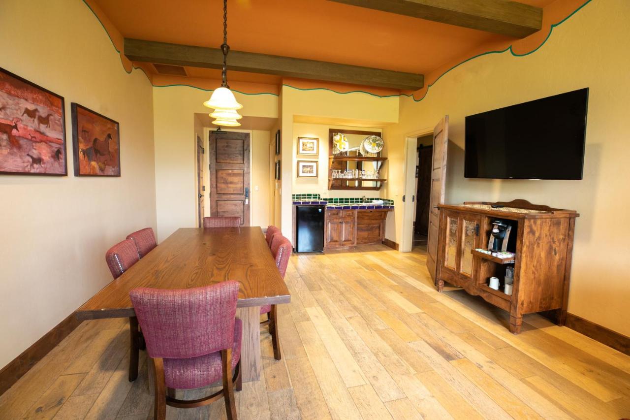 Suite with Mountain View at Hacienda Del Sol Guest Ranch Resort