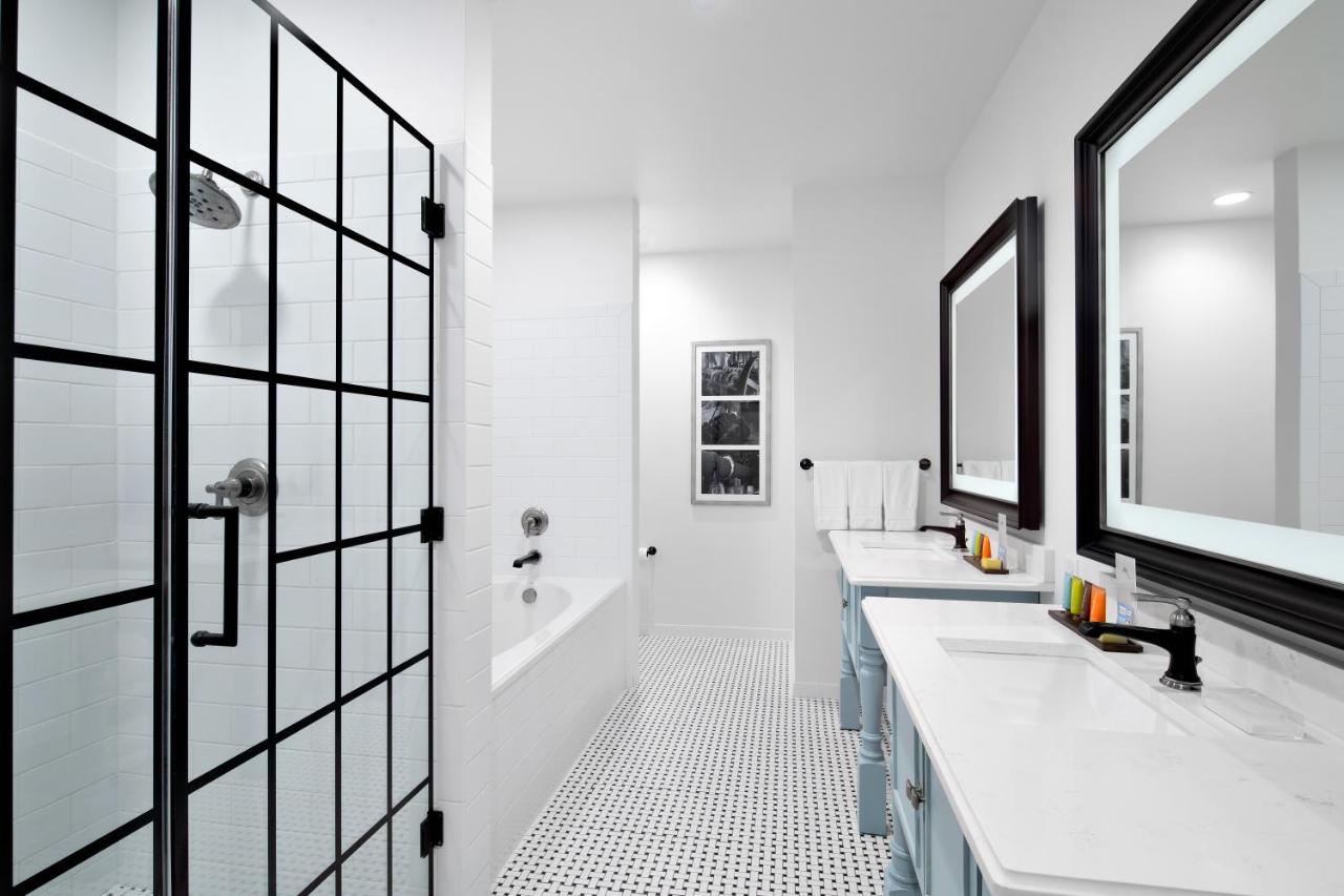 | Beaufort Hotel