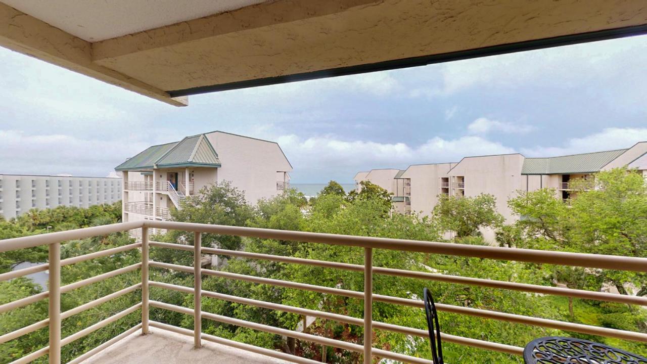 | 2519 Villamare