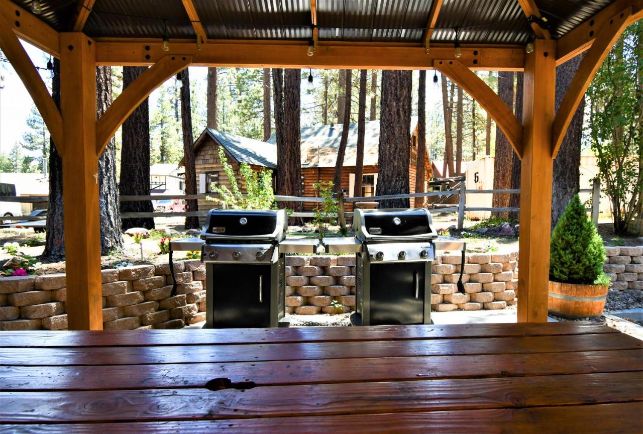 Suite (4 Adults) at Getaways at Snow Lake Lodge