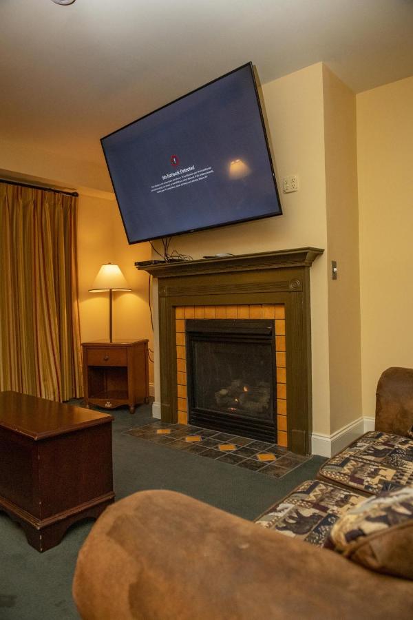 | Seneca Unit 320 Deluxe Seneca 2 Bedroom, 2 Bath Condo