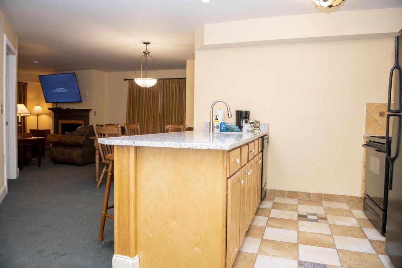 | Seneca Unit 320 Deluxe Seneca 2 Bedroom, 2 Bath Condo
