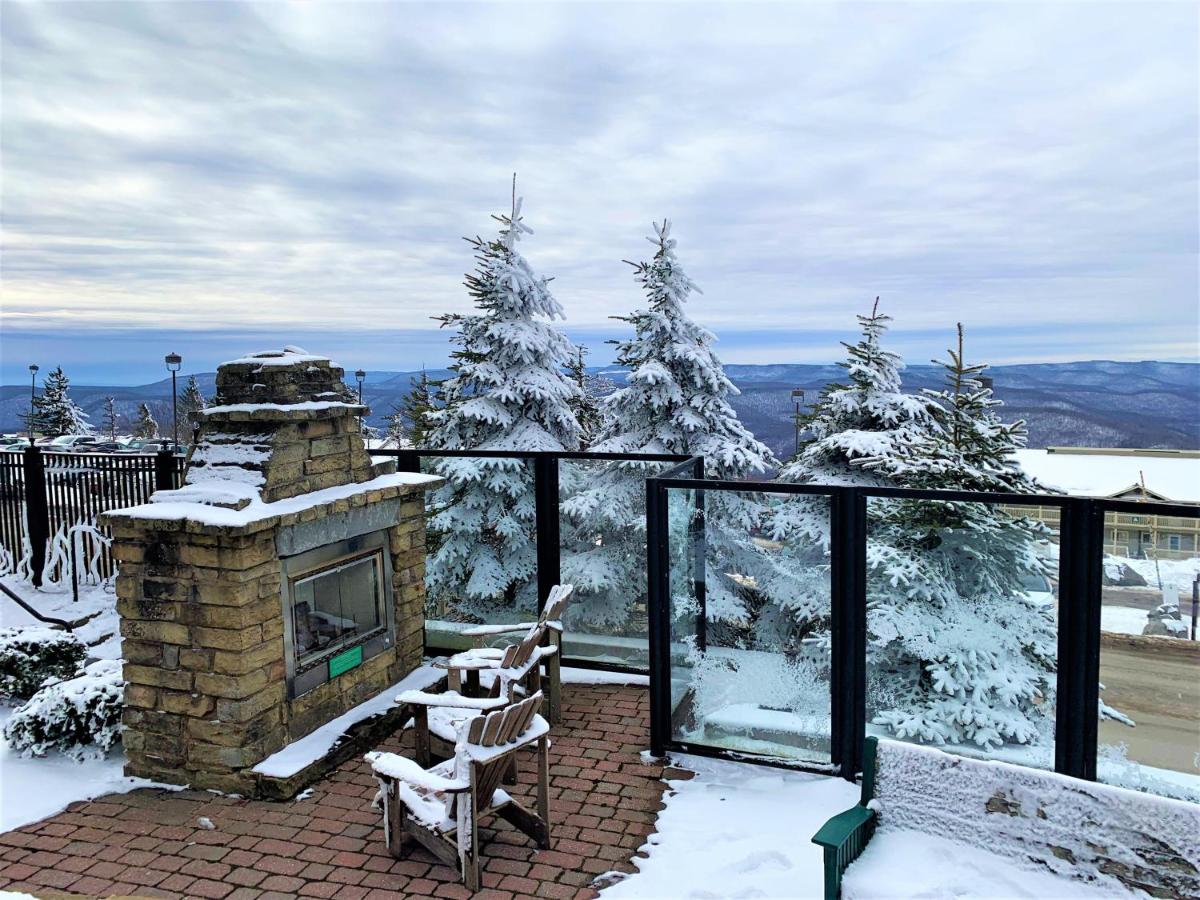 | Seneca Unit 320 Deluxe Seneca 2 Bedroom, 2 Bath Condo