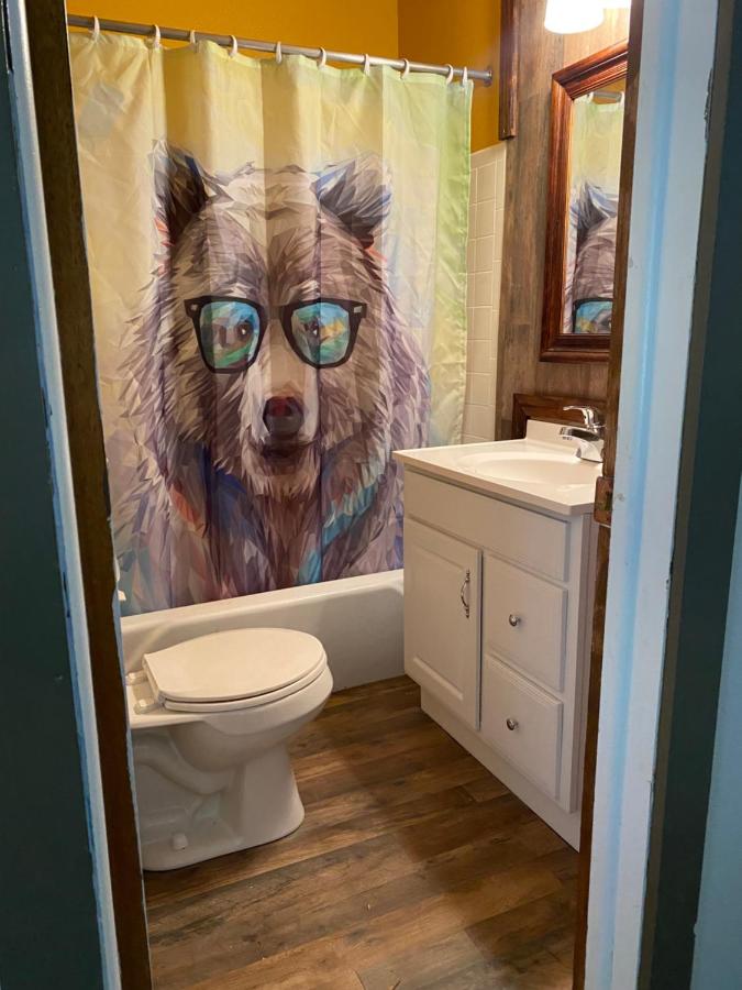 | Moosehead Lodge