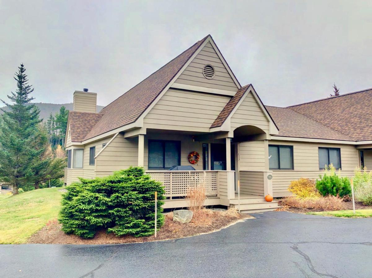 | F2 Comfortable golf course townhouse within walking distance of Mount Washington Hotel
