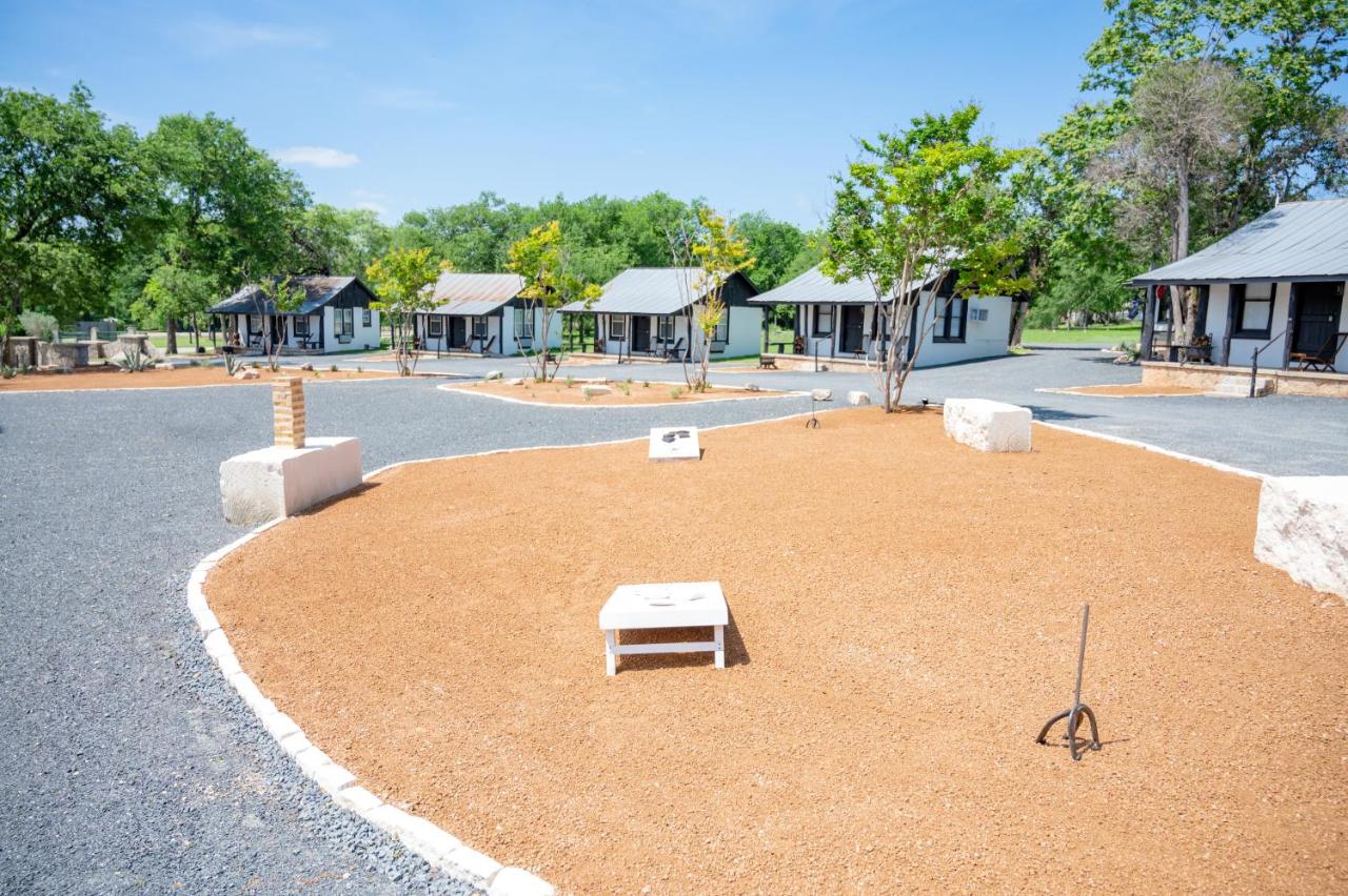 | THE VAQUERO MOTEL