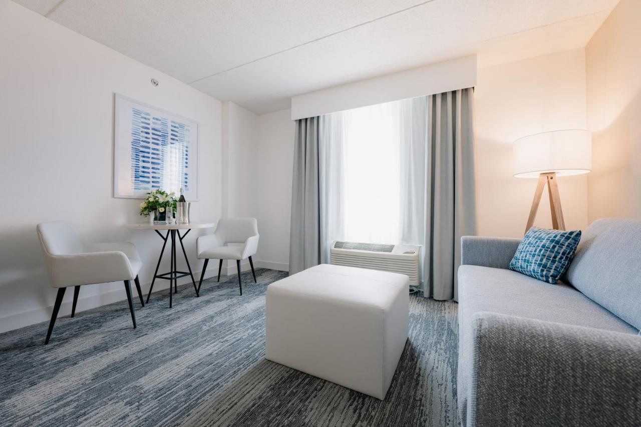 King Room at Hotel Bethany Beach