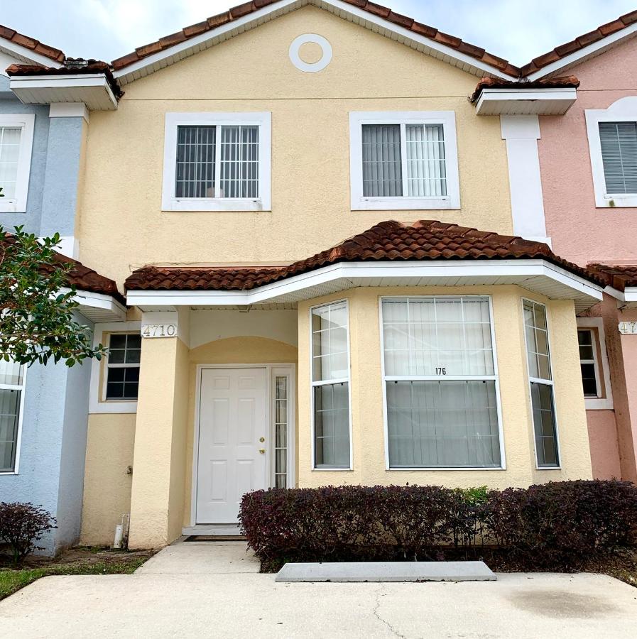  | Fabulous 3 Bedrooms 3 bath Townhouse in Kissimmee