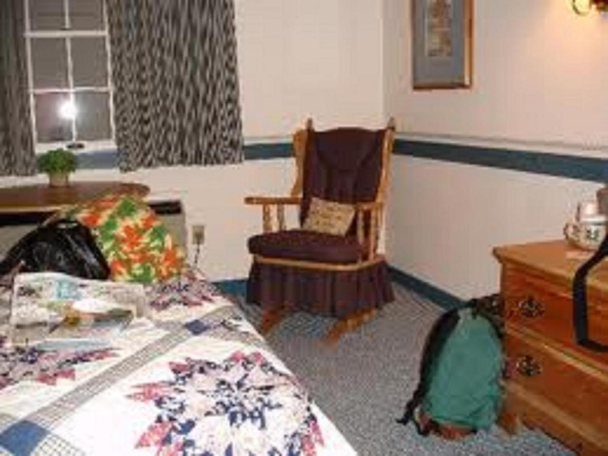  | Country Living Inn